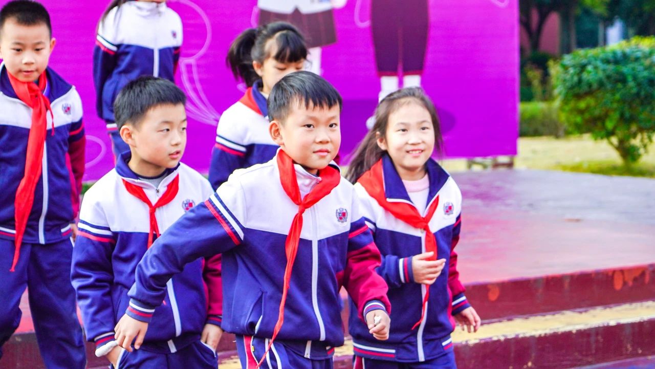 车来了！请注意！(图5)