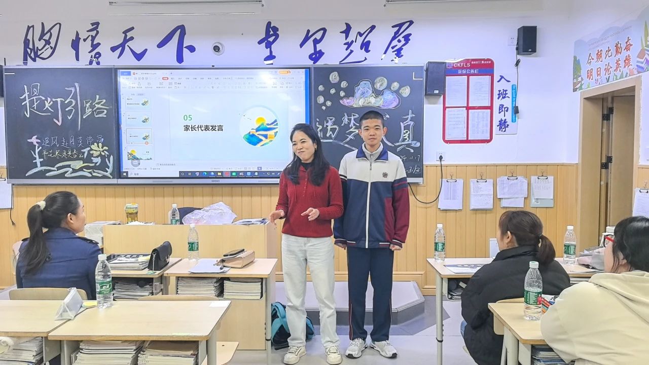 1-24120419522D07.jpg
