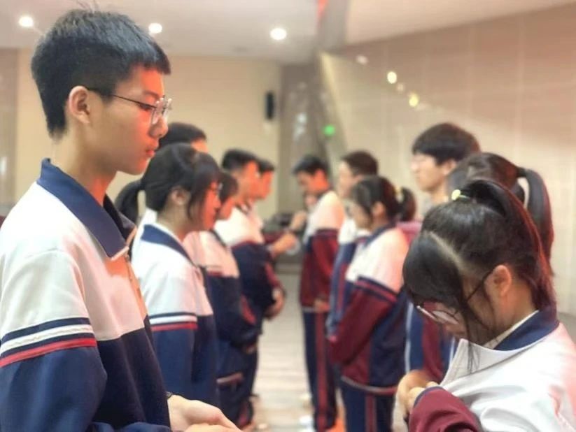 青春奋进新时代，挺膺担当向未来——入团仪式见证青年力量(图4)