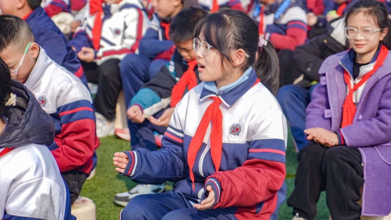 1-2502211540114R.jpg