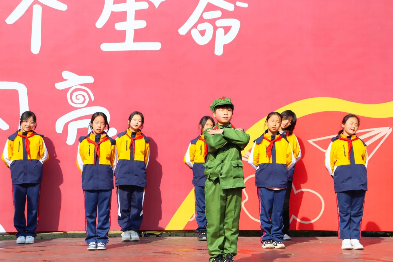 这天，我们都是追“锋”人！(图4)
