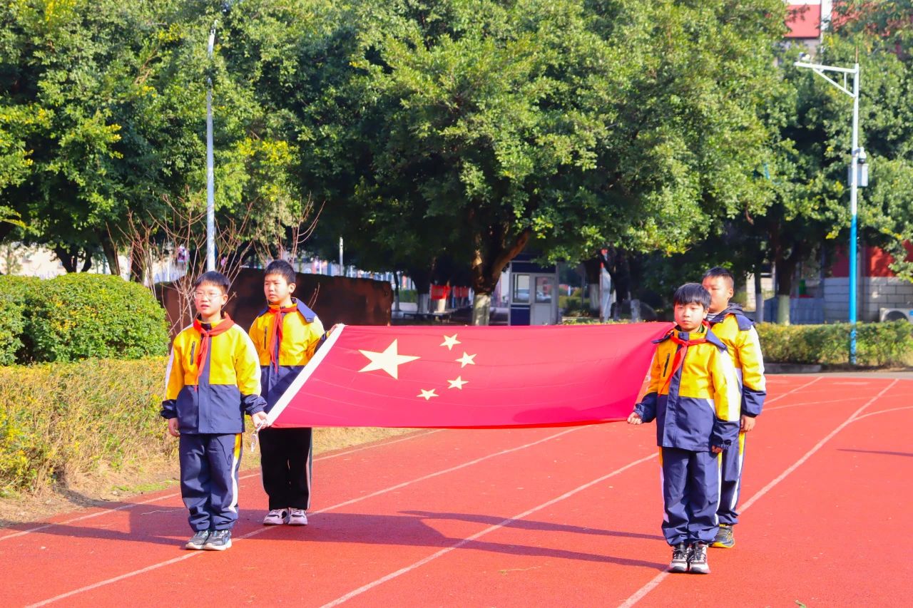 这天，我们都是追“锋”人！(图3)