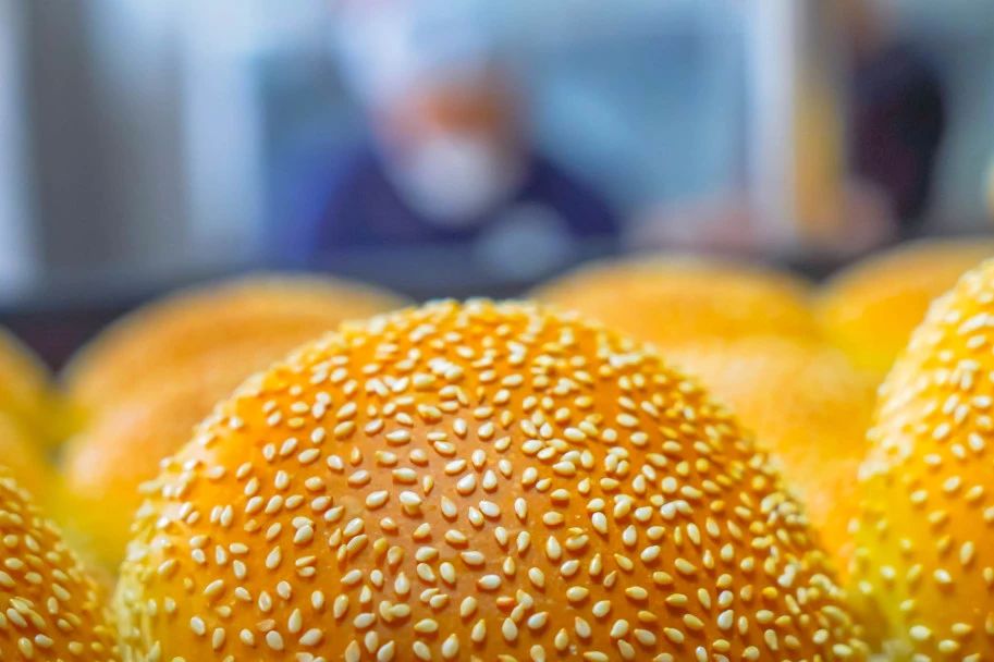同学们说“想吃西餐”！学校食堂：必须安排！(图7)