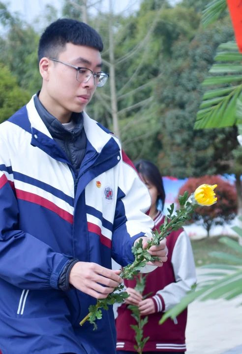 清明节，同学们共上这堂思政课！(图10)