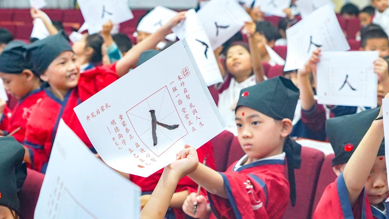 同学们，1周岁快乐啊！(图3)